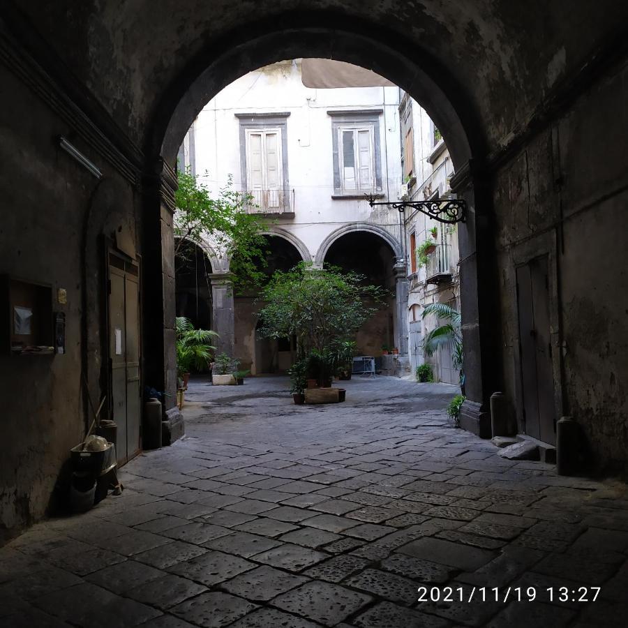Il Castello Apartment ナポリ エクステリア 写真